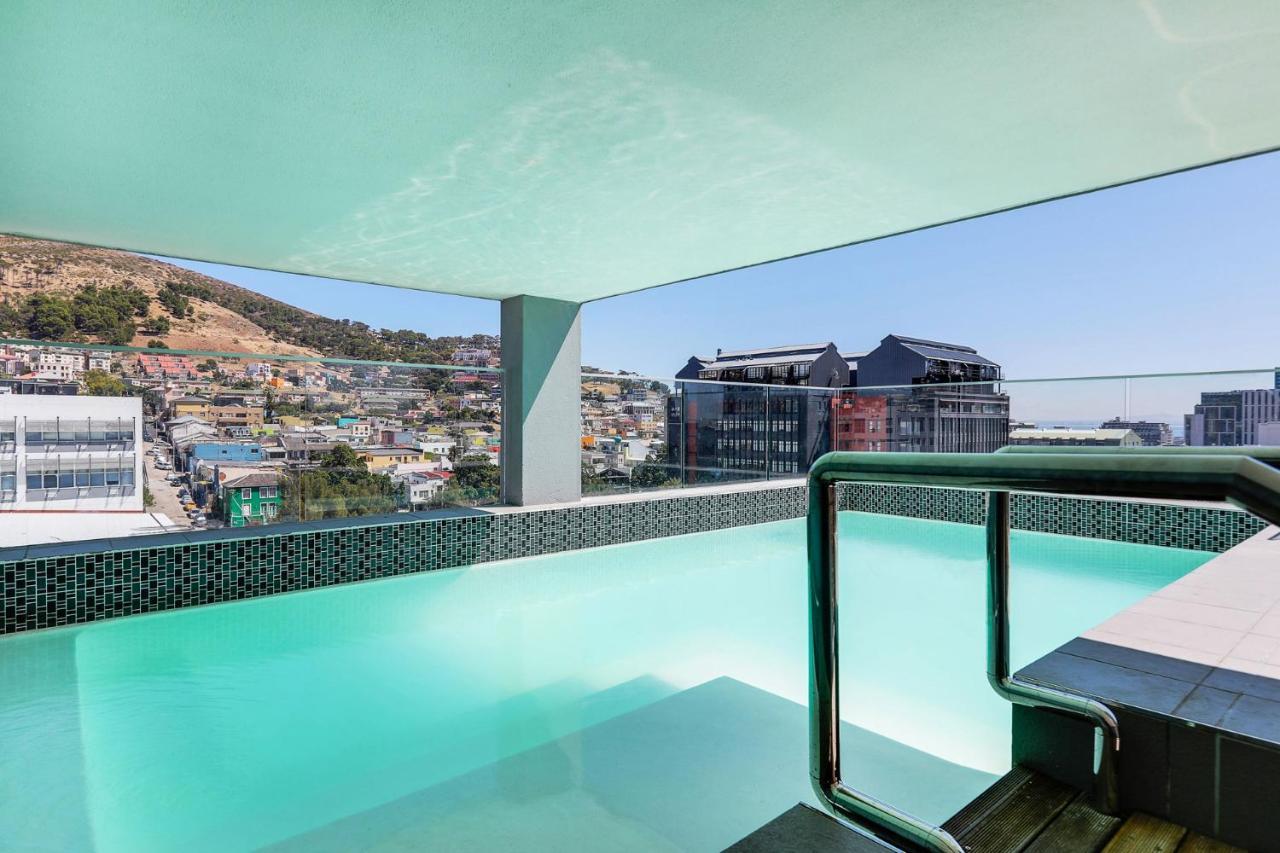 Backup-Powered Colourfull City Balcony Apartment Cape Town Luaran gambar