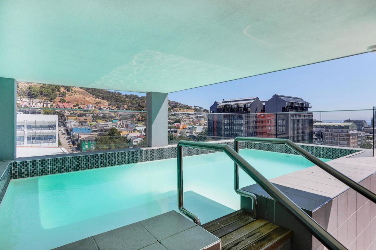 Backup-Powered Colourfull City Balcony Apartment Cape Town Luaran gambar